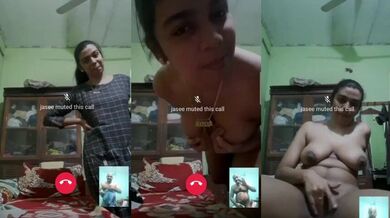 Desi lovers videocall mai sex chat karte